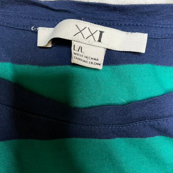 Forever 21 Striped Top - Picture 2 of 4